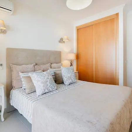 Luxury Condo-pool With Ac And Pool, Close To The By Algarve Dream Holidays Appartamento *