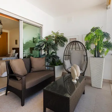 Appartamento Luxury Condo-pool With Ac And Pool, Close To The By Algarve Dream Holidays Albufeira
